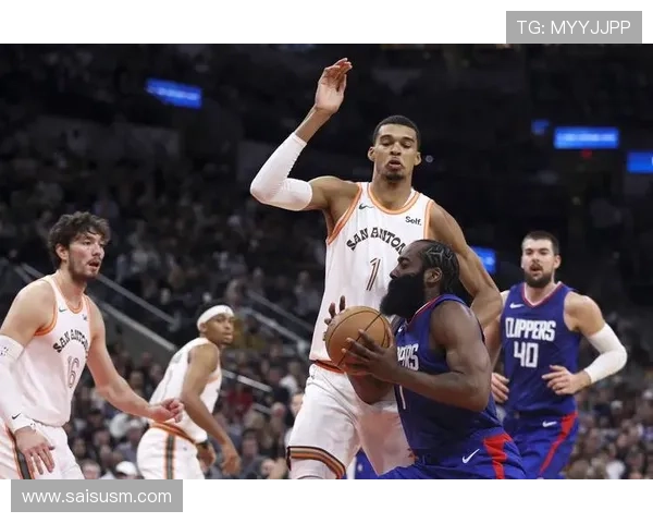 文班亚马轰下38分率领马刺击败公牛年轻核心闪耀全场